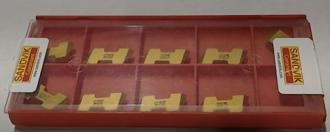 Lot 200-1024 Sandvik TLTF-3L threading inserts