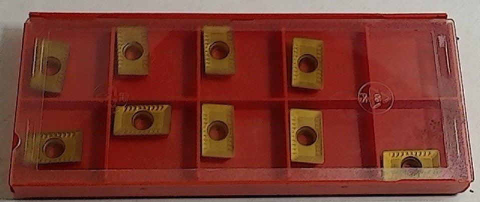 Lot 100-1004 Sandvik APMT 16 014 08-M Milling inserts