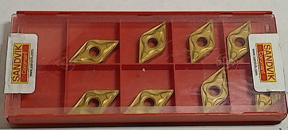 Lot 200-1038 Sandvik DNMG 4318-PM Turning inserts