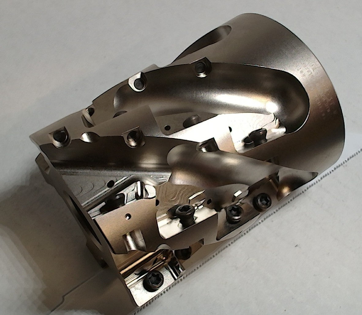 Lot 150-1001 Kyocera MECH T63R1745TM (MEC Series), Coolant-Through Helical Shell Mill