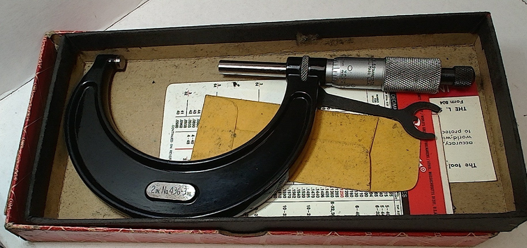 Lot 400-1003 Starrett No.436 2 to 3 inch micrometer