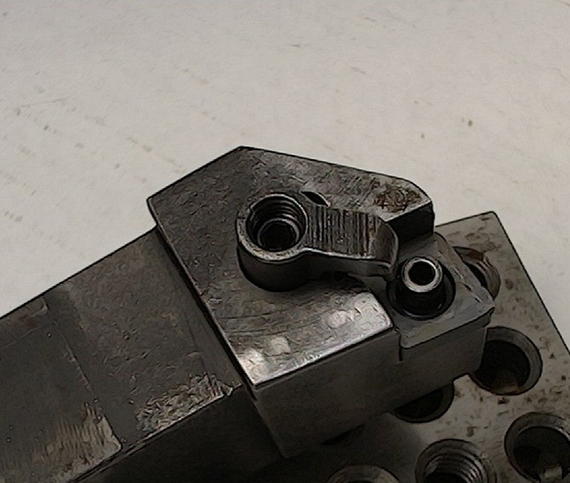 Lot 250-1083 Widia MCLNL164D Indexable turning tool with 1" shank