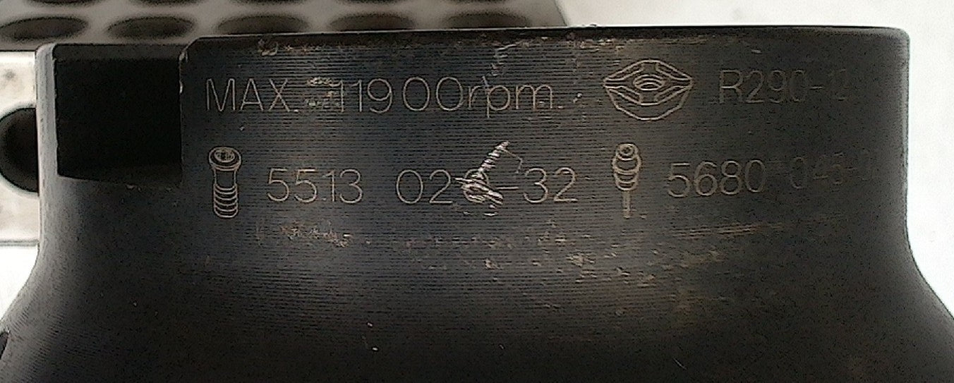 Lot 150-1130 Sandvik RA290-102R38-12L Indexable milling cutter