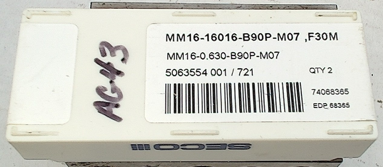 Lot 100-1143 Seco MM16-0.630-B90P-M07 Profile milling tip insert