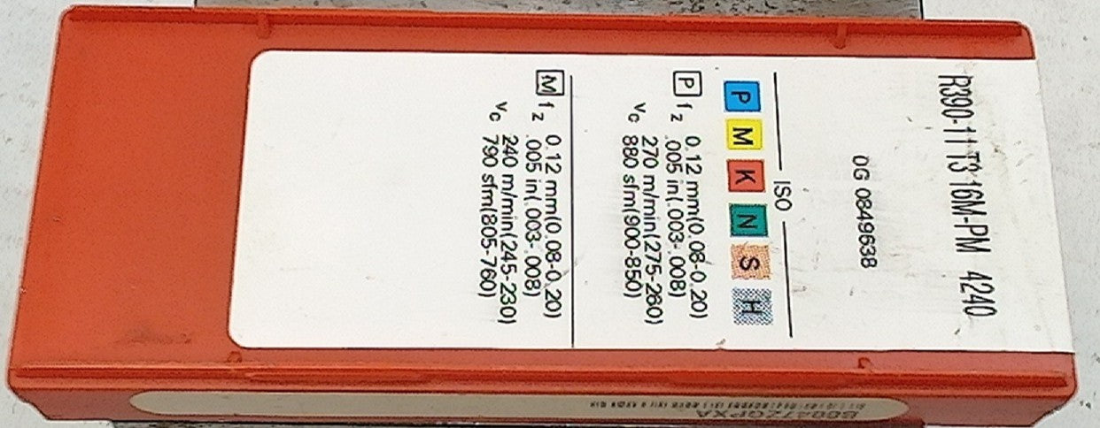 Lot 100-1146 Sandvik R390-11 T3 16M-PM 4240 Indexable milling inserts