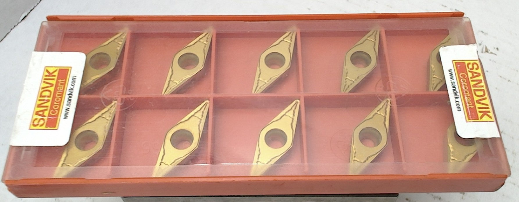 Lot 200-1211 Sandvik VBMT160408-MM Indexable turning inserts