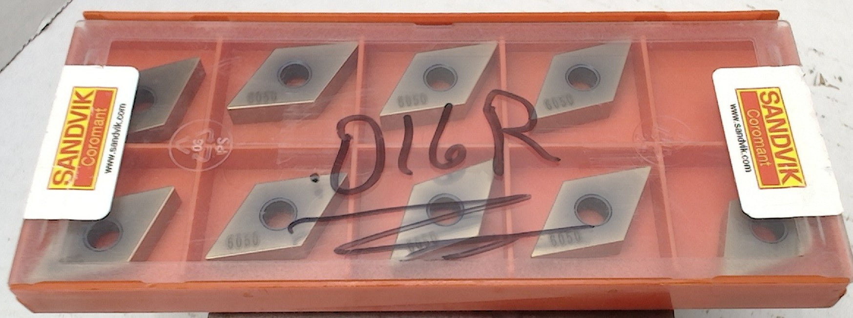 Lot 200-1212 Sandvik DNGA150404S01525 Indexable Ceramic turning inserts