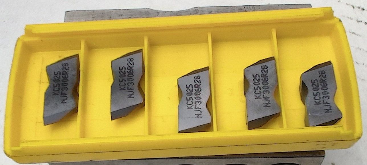 Lot 200-1218 Kennametal NJF3006R28 Top notch threading inserts